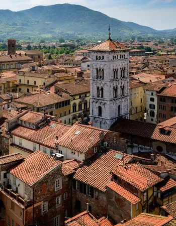 chiesa-di-san-michele-in-lucca-italy-2022-01-28-03-11-02-utc (1).jpg