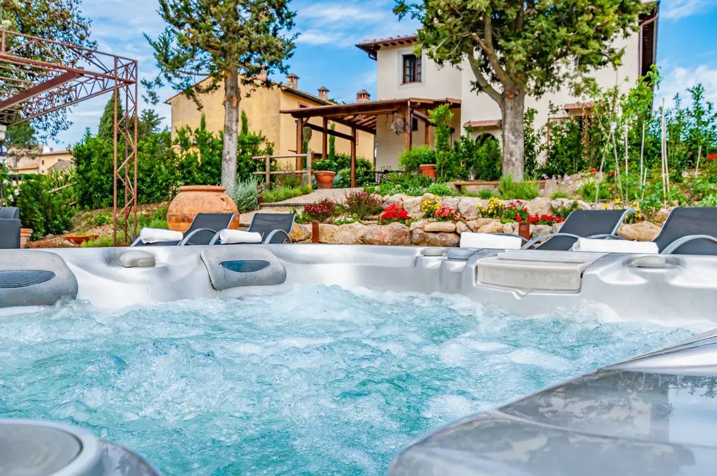 Pizza and Gelato Cooking Class at a Farmhouse in Tuscany